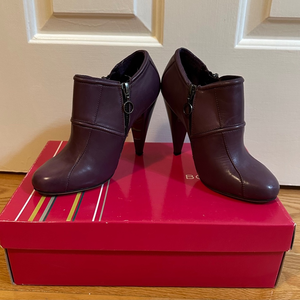 BCBG ankle boots